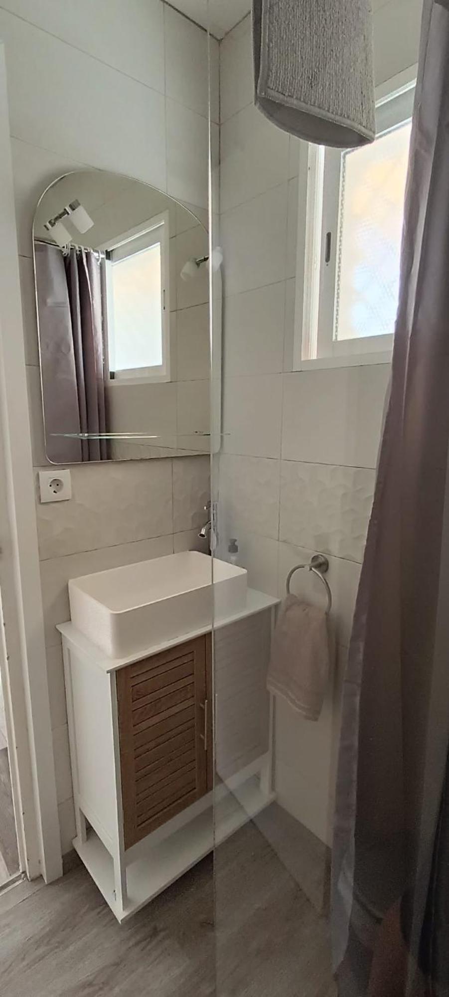 Appartement Tout Confort Салоу Экстерьер фото